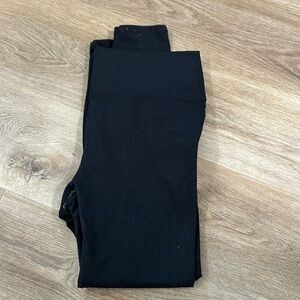 Women’s power hold leggings by FABLETICS size XL